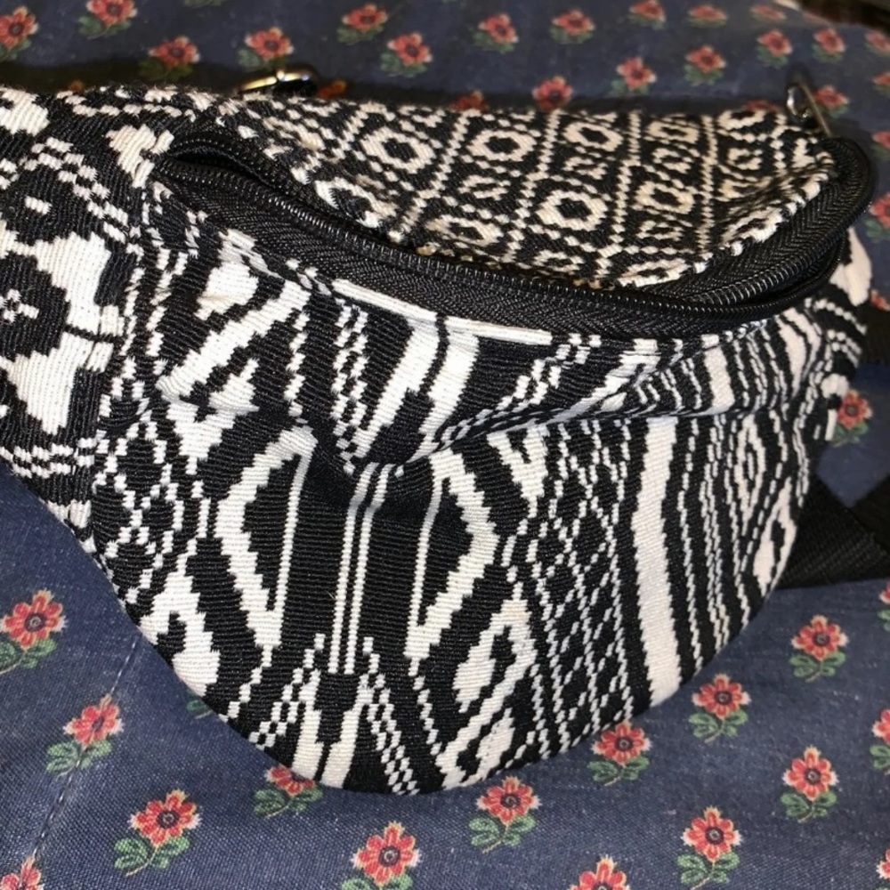 Black and White Claire’s Fanny Pack